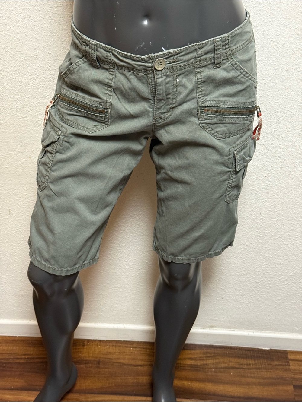 Vintage America Olive Green Cargo Bermuda Shorts